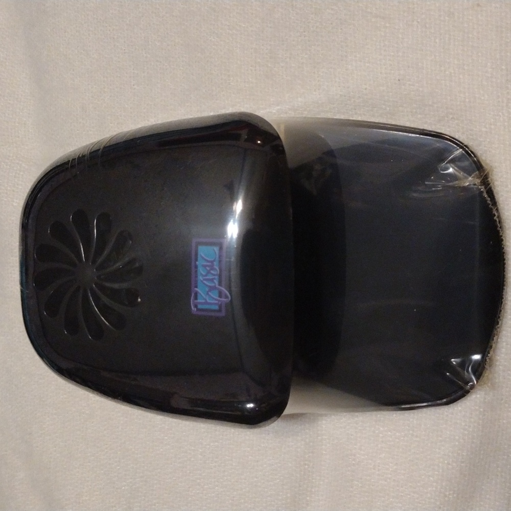 Simply Basic Nail Dryer, Battery Operated - Picture 3 of 4
